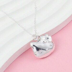 HELLO KITTY Silver Locket Pendant Necklace (BRAND-NEW & BEAUTIFUL!)